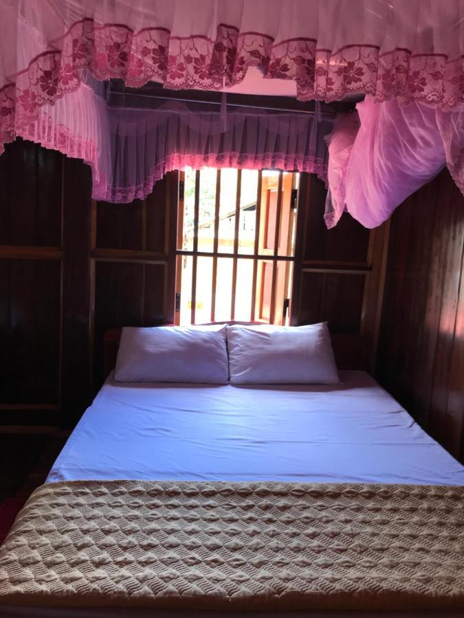 Hoang Quan Homestay Ba Be エクステリア 写真