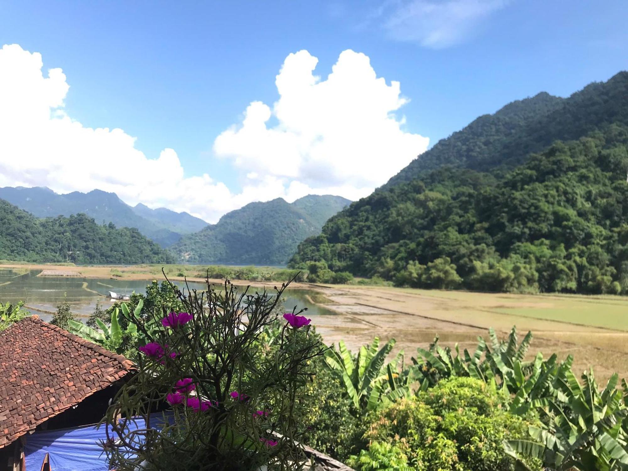 Hoang Quan Homestay Ba Be エクステリア 写真