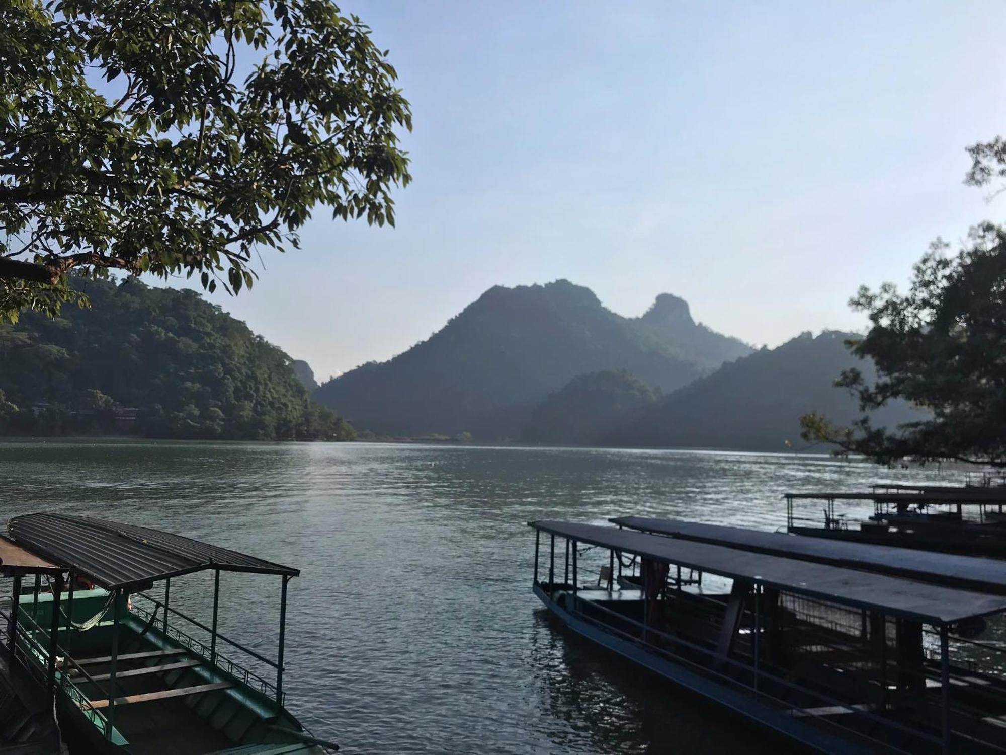 Hoang Quan Homestay Ba Be エクステリア 写真