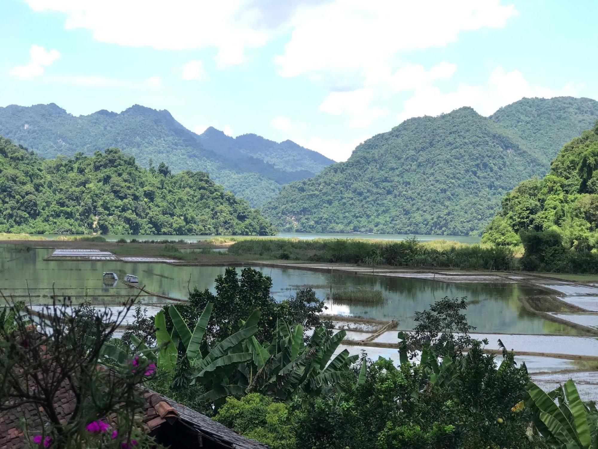 Hoang Quan Homestay Ba Be エクステリア 写真